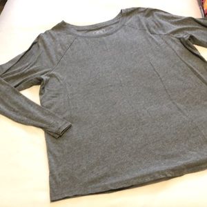 Raglan long sleeve tee